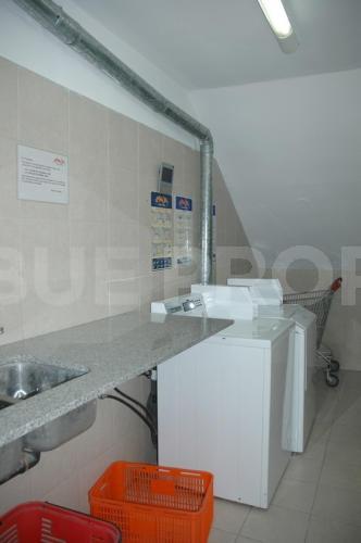 Guardia Vieja y Gascón. 1 ambiente de 34 m² - ALMAGRO - Código: ALM001, Lavadero con maquina a monedas