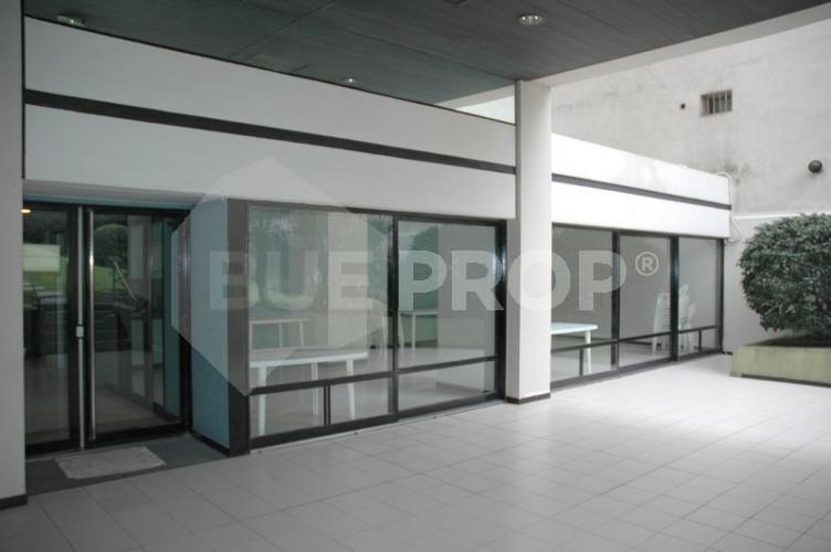 Riobamba y M T de Alvear. 2 ambientes de 52 m² - RECOLETA - Código: REC010