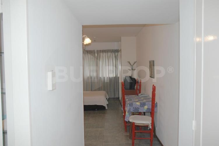 Esmeralda y Viamonte. 1 ambiente de 31 m² - SAN NICOLÁS - Código: NIC003, Acceso