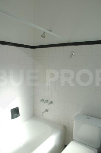 Av L N Alem y Viamonte. 2 ambientes de 52 m² - SAN NICOLÁS - Código: NIC006, Baño en suite