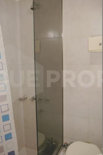 Esmeralda y Viamonte. 1 ambiente de 31 m² - SAN NICOLÁS - Código: NIC003, Baño con ducha
