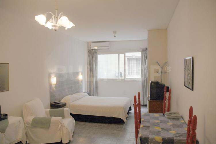Esmeralda y Viamonte. 1 ambiente de 31 m² - SAN NICOLÁS - Código: NIC003, Sala de estar