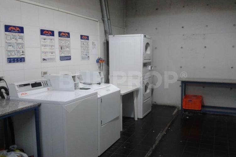 Riobamba y M T de Alvear. 2 ambientes de 52 m² - RECOLETA - Código: REC010, Lavadero con maquina a monedas
