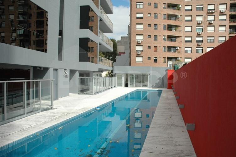 Charcas y Guruchaga. 1 ambiente de 40 m² - PALERMO - Código: PAL042, Piscina de natación del edificio