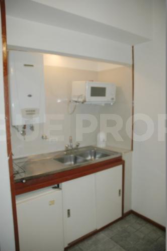 Esmeralda y Viamonte. 1 ambiente de 31 m² - SAN NICOLÁS - Código: NIC003, Cocina chica